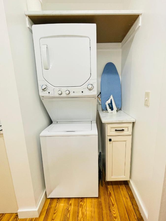نيو لندن Delightful 2Br Apartment With Balcony - 15 Min From Mohegan Sun- Foxwoods Casinos & Mystic المظهر الخارجي الصورة