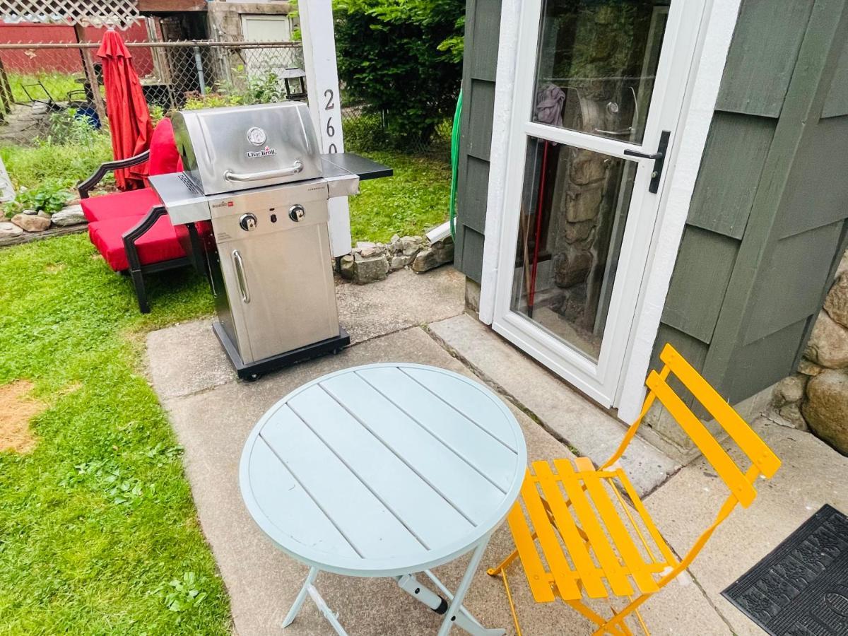 نيو لندن Delightful 2Br Apartment With Balcony - 15 Min From Mohegan Sun- Foxwoods Casinos & Mystic المظهر الخارجي الصورة